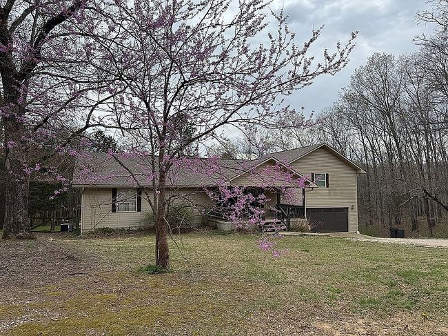Image of 101 Henderson Rd