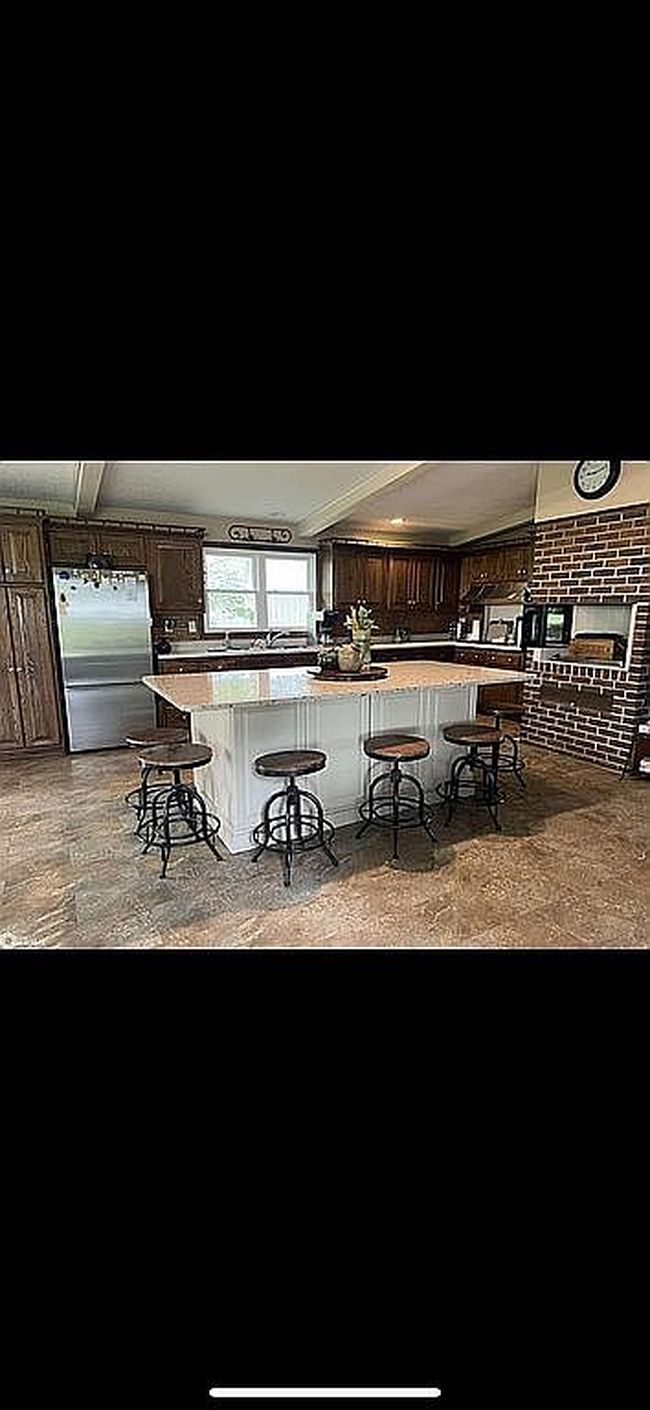 Photo of 16098 Highway 71, Carroll, IA