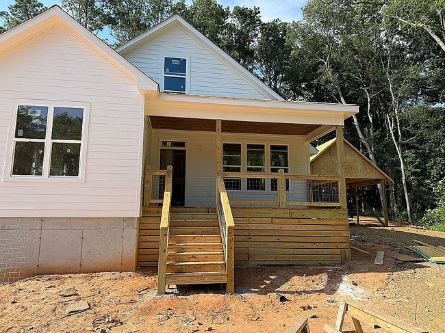 Photo of 311 Kensington Cir, Bremen, GA