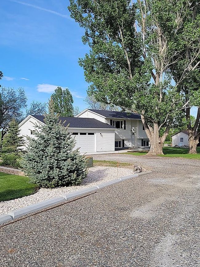 Image of 3925 Temple Pl