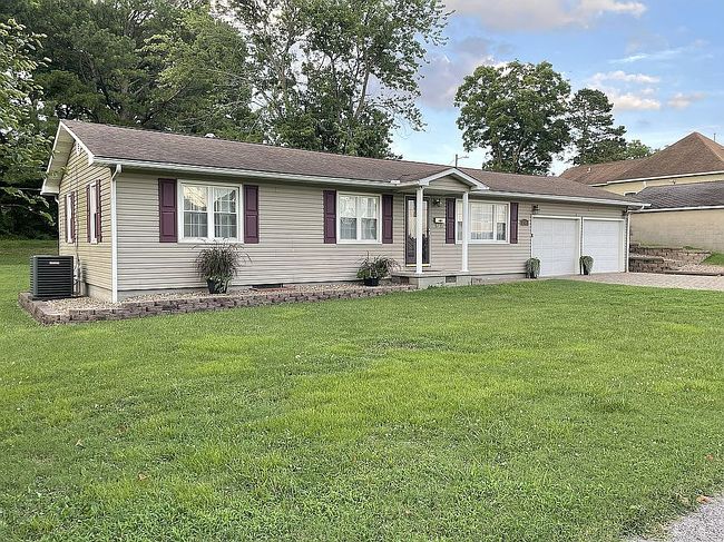 Photo of 216 Western Ave, Scott City, MO