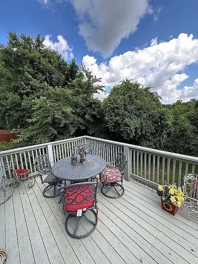 Photo of 12124 E 54th St, Kansas City, MO