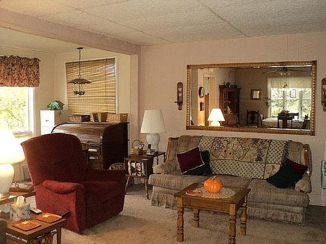 Photo of 719 N 7th Ave, Iron River, MI