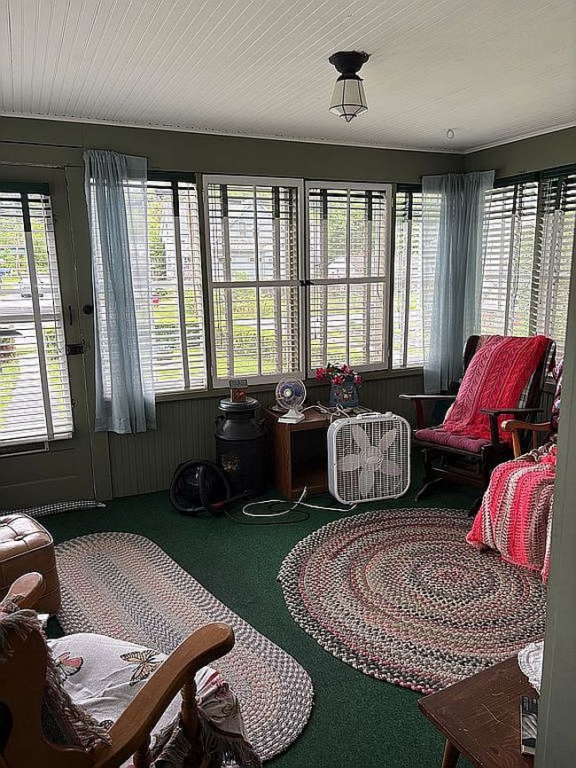 Photo of 184 Hazen St, White River Junction, VT