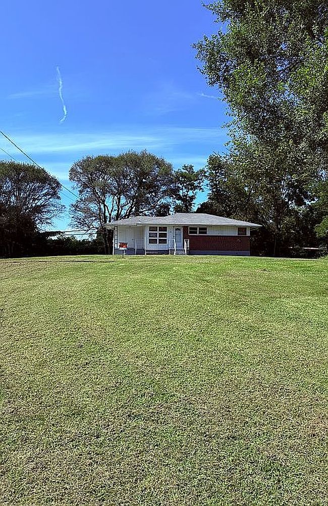 Additional photo 2 of property located at 38 Bartee St