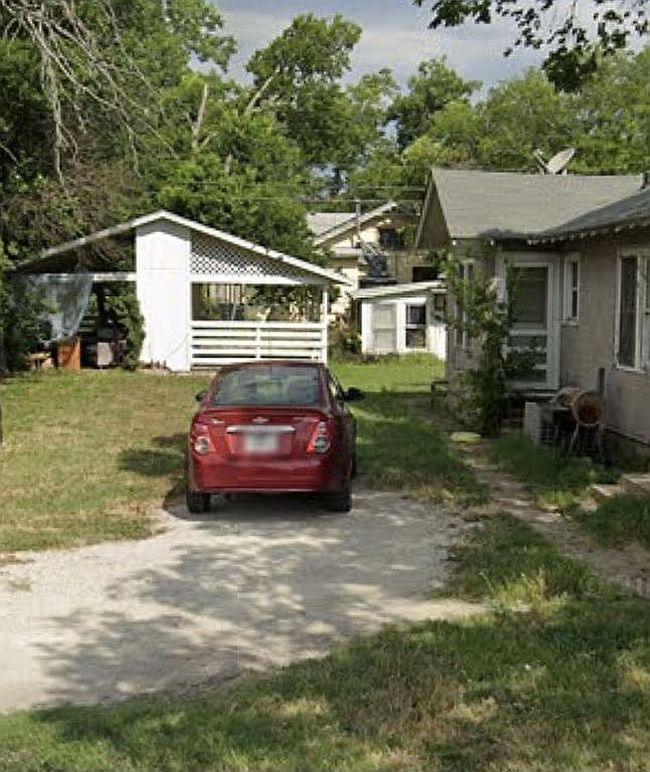 Image of 1302 S 7th St