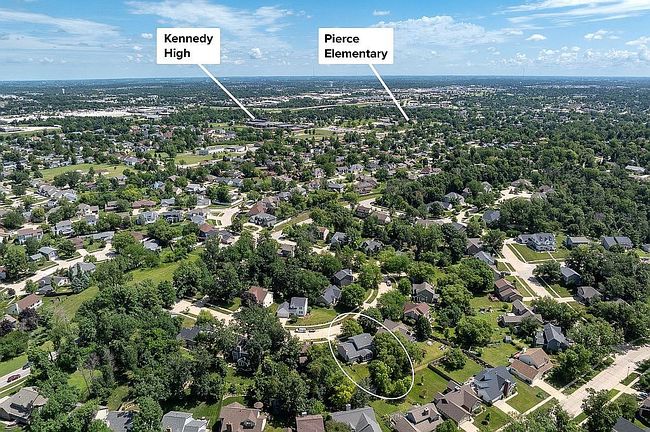 Photo of 3433 Sycamore Ct Ne, Cedar Rapids, IA