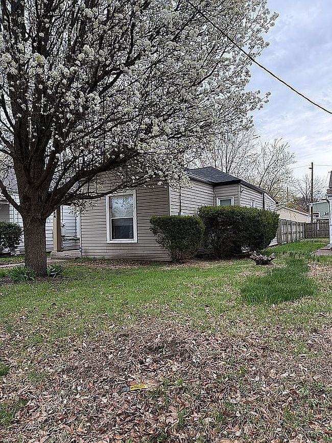 Image of 524 Warnock St