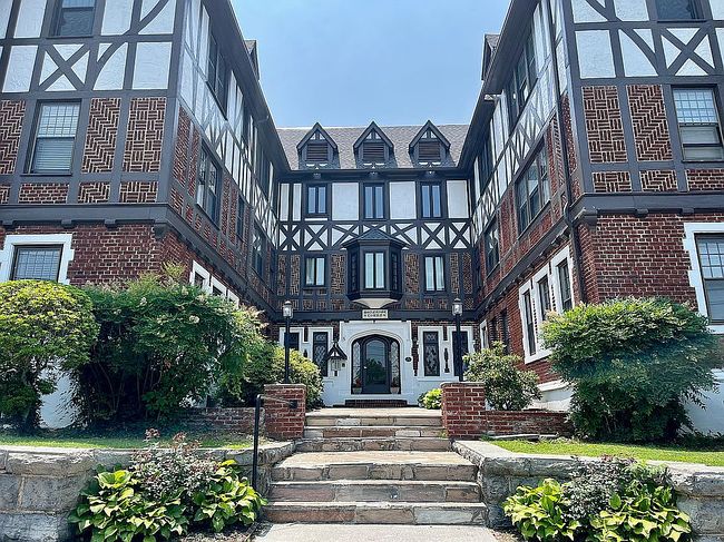 Photo of 701 W Locust St Apt 24, Johnson City, TN