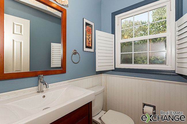 Photo of 1320 Medina Ct, Bettendorf, IA