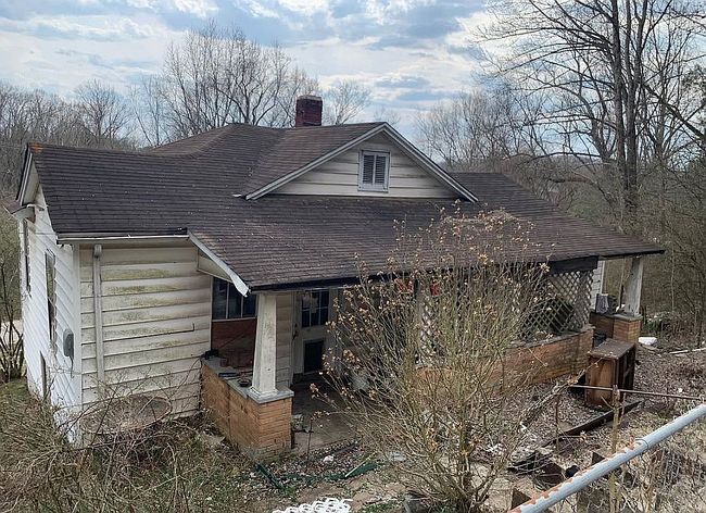 Photo of 1007 S Pocahontas St, Louisa, KY
