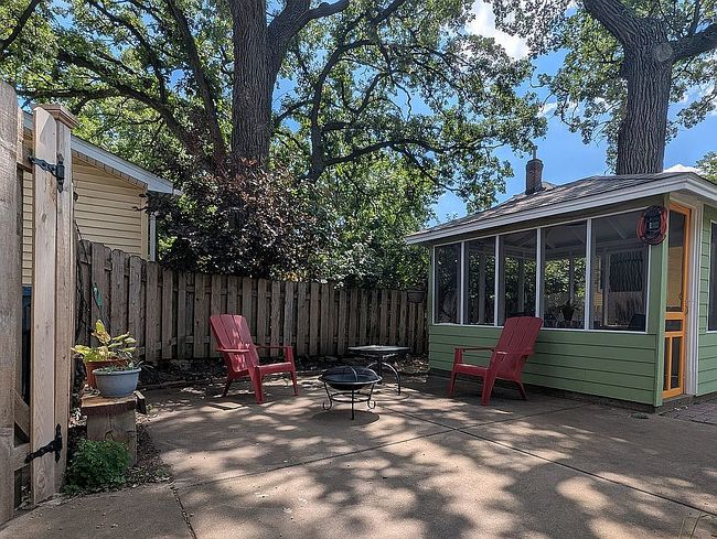 Photo of 2849 40th Ave S, Minneapolis, MN