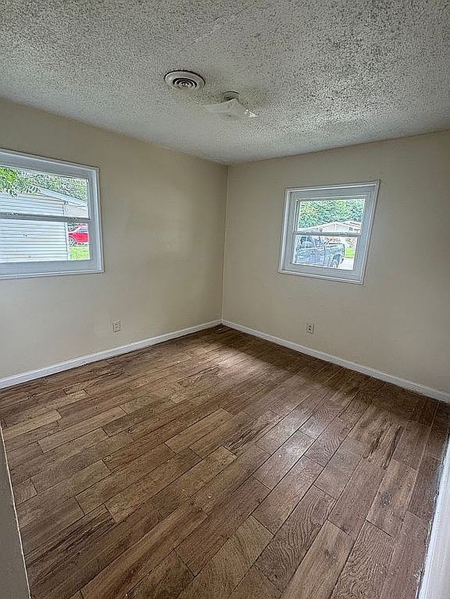 Photo of 2206 Evans Ave Nw, Huntsville, AL
