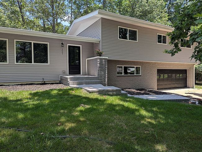 Image of 3001 N Haven Dr