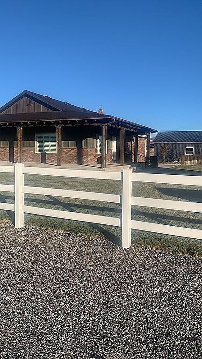 Image of 1165 E Austin Dr