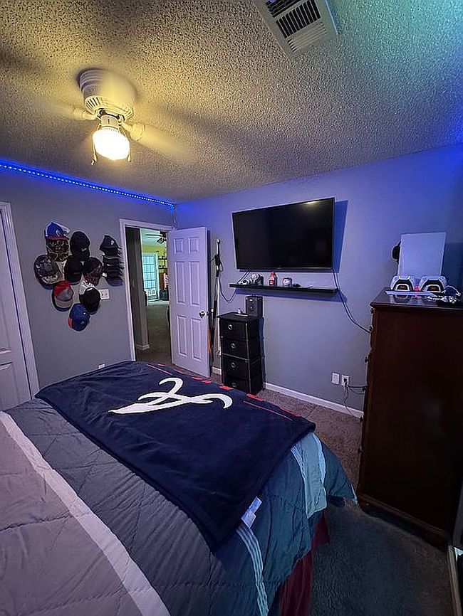 Image of 105 Spring Chase Cir