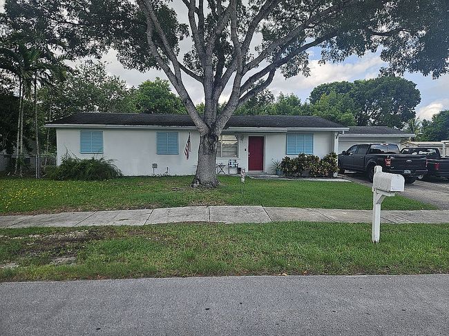 Photo of 1701 Nw 13th Ave