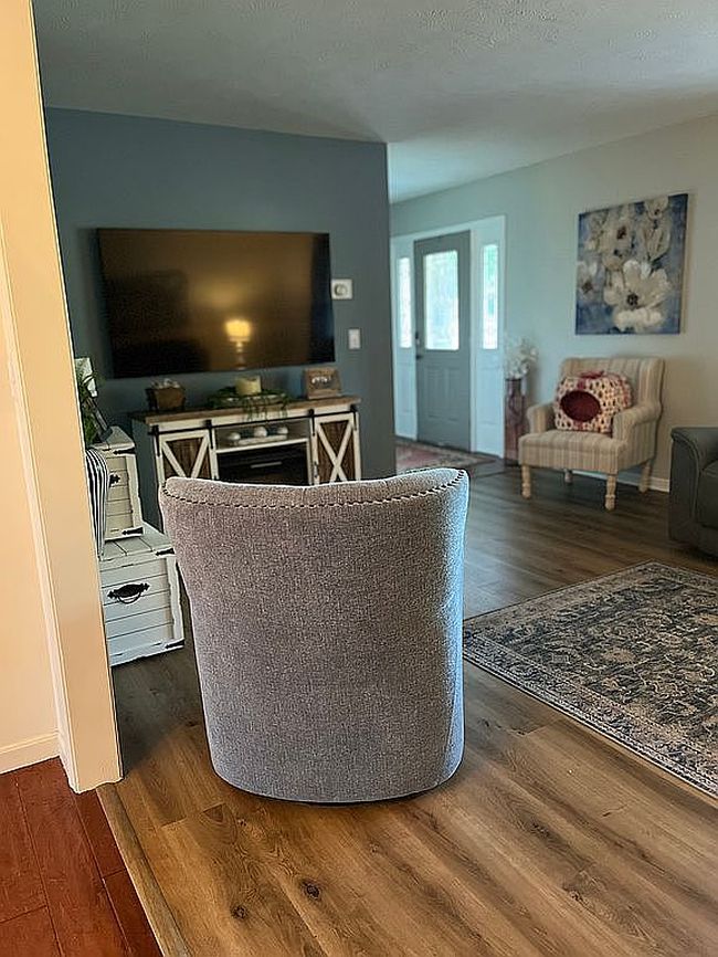 Photo of 1305 18th St, Vienna, WV