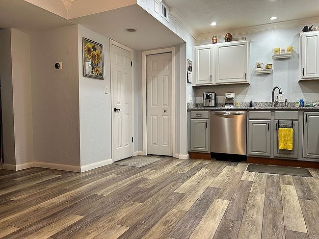 2720 Nw 104th Ct Apt C, Gainesville, FL