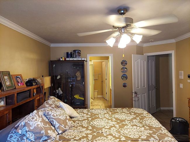 Additional photo 1 of property located at 3219 S Hunter Farm Way