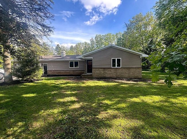 Photo of 10301 County Farm Rd
