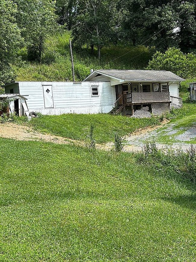 Photo of 10103 Hayters Gap Rd, Abingdon, VA