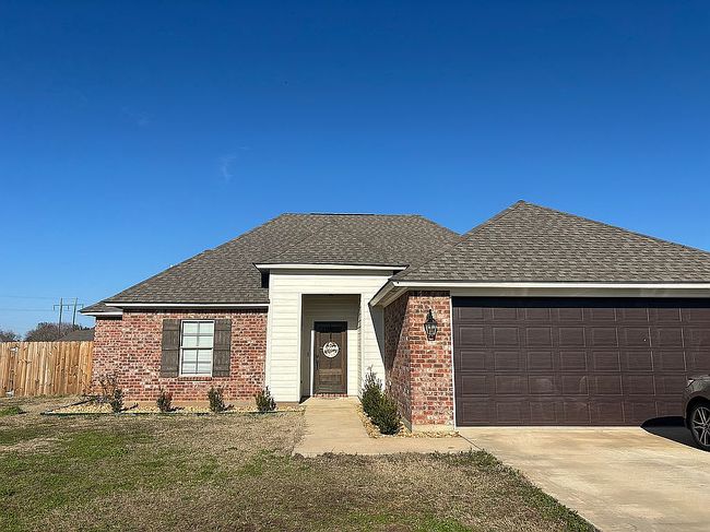 Photo of 306 Meadow Ln, Natchitoches, LA