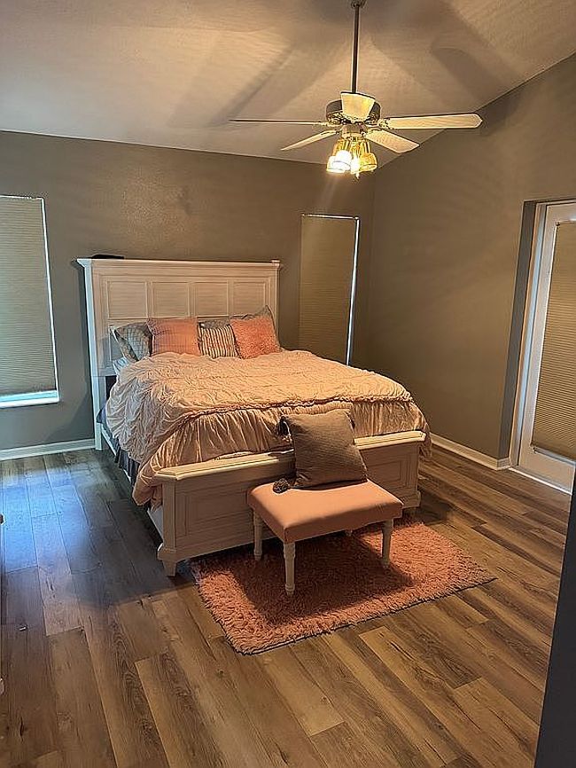 Image of 1427 Grand Cayman Cir
