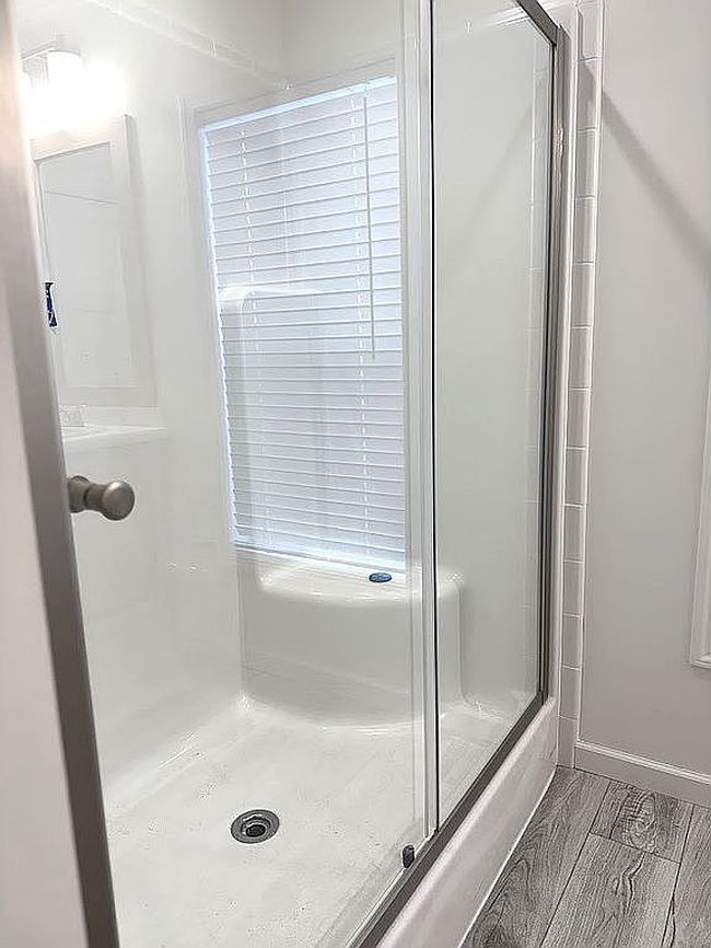 Photo of 2892 Stratford Dr #210, Bay City, MI
