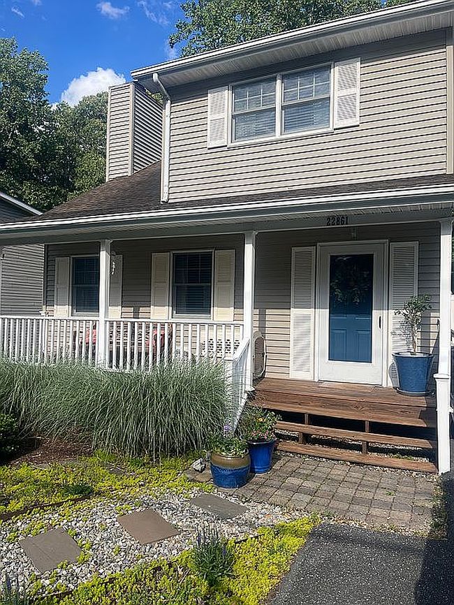 Image of 22861 Dogwood Dr