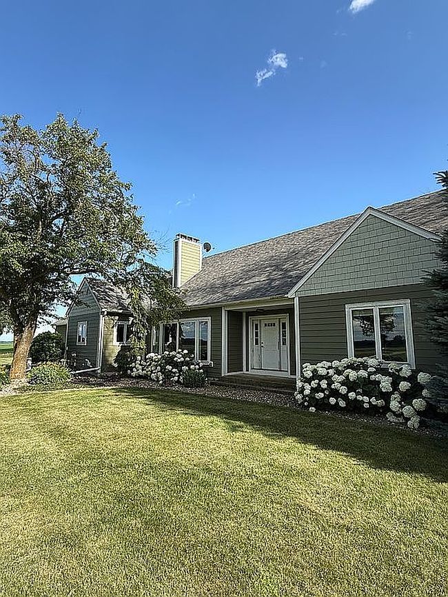 Additional photo 2 of property located at 84237 State Highway 251