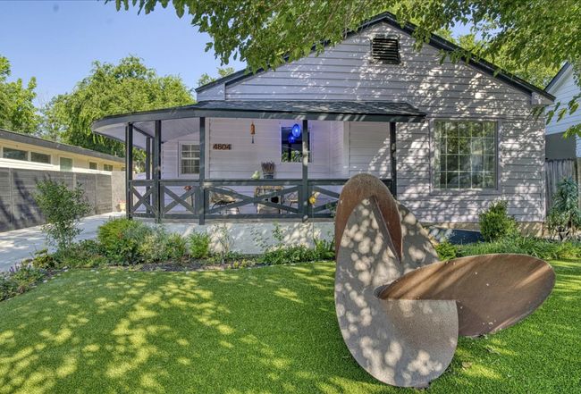 Preview of property located at 4804 Duval St