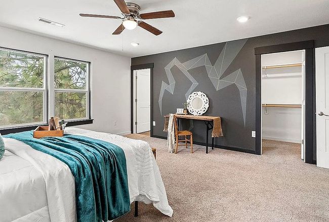 Image of 2942 W 18th Ave