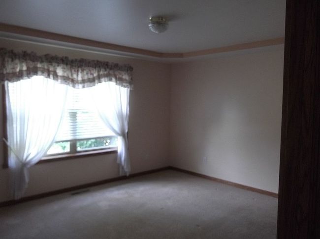 Photo of 3093 Creekwood Cir, Bay City, MI