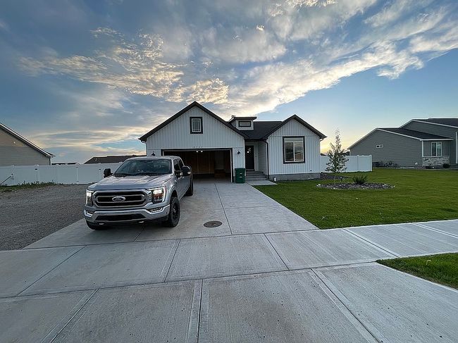 Photo of 4161 N Livingston Ave, Idaho Falls, ID