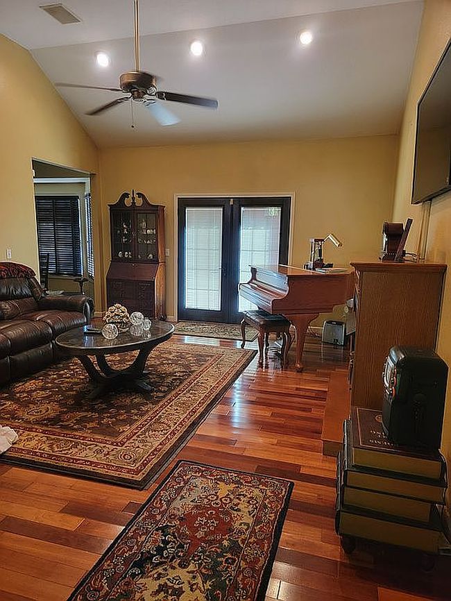 Additional photo 3 of property located at 346 Lutes Rd