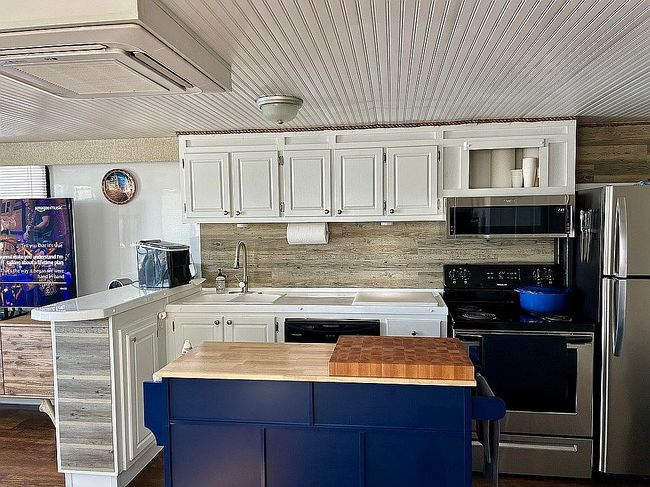 Image of 650 Wharf St Sw #Y13