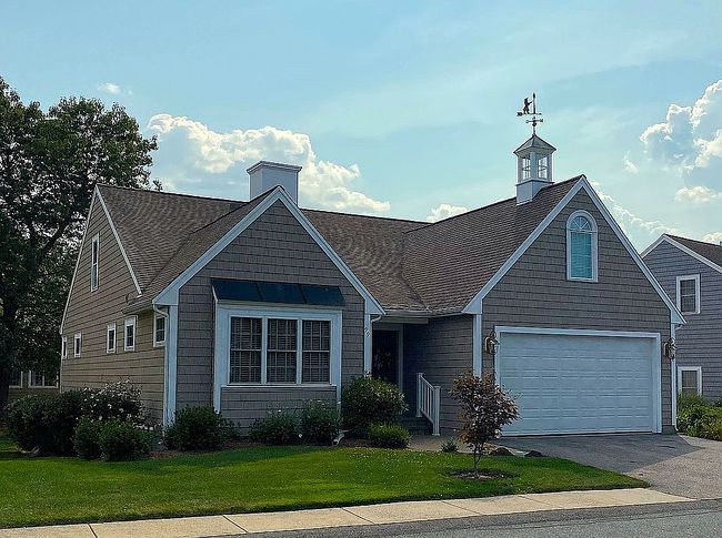 Photo of 99 Sandtrap Cir, Weymouth, MA
