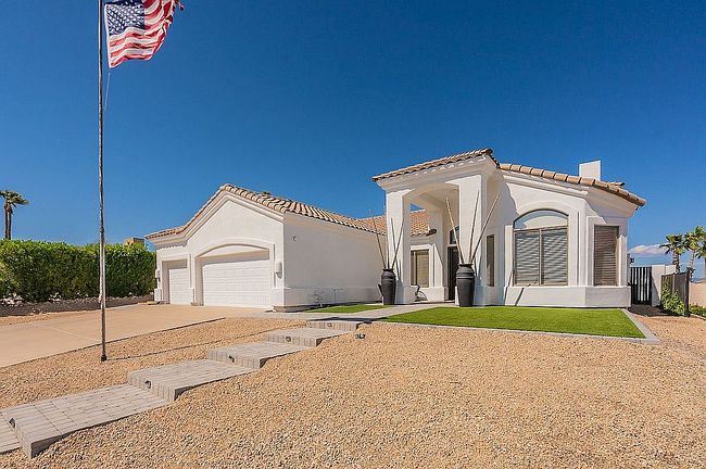 Preview of property located at 15020 E Palomino Blvd