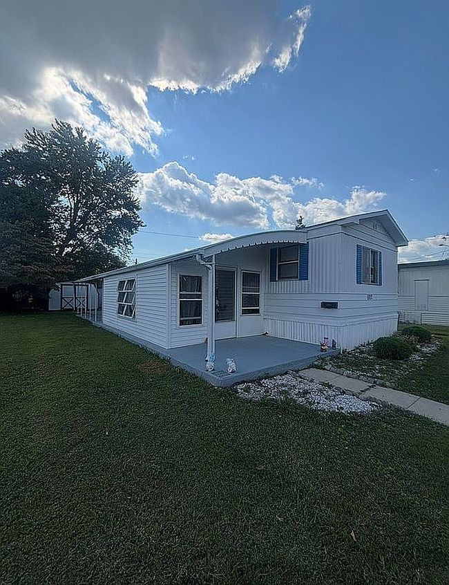 Preview of property located at 802 9th Ave