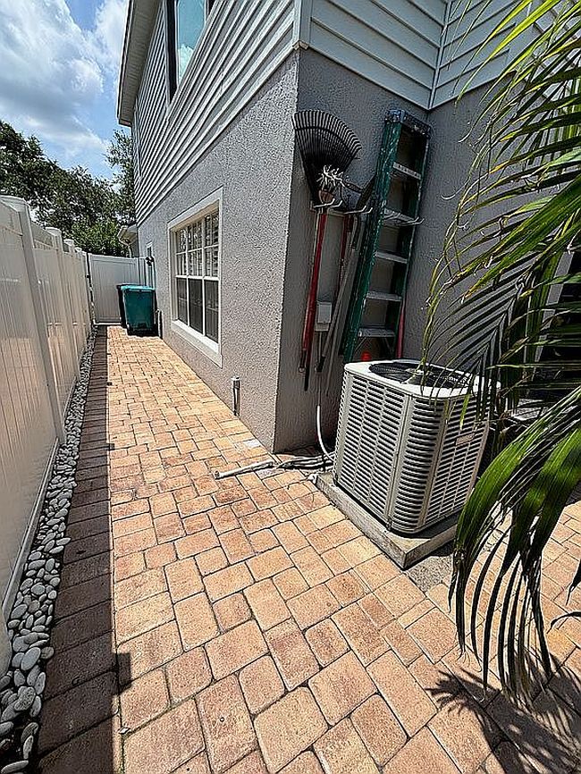 Photo of 1805 Westpointe Cir, Orlando, FL