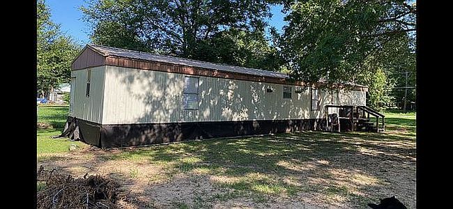 Photo of 300 E 1st St, Hooks, TX