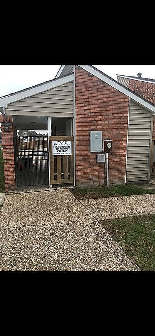 Image of 183 Steiner Rd Apt 212