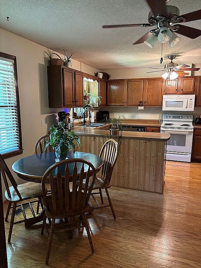 Additional photo 2 of property located at 965 Spring Hill Rd