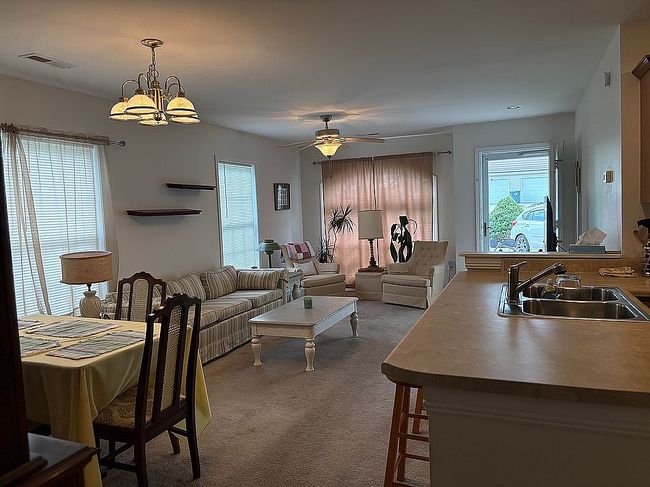 Photo of 115 Willow Oak Ct, Bristol, VA