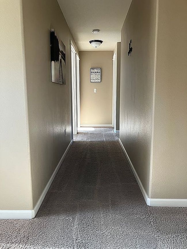 Photo of 3352 Daffodil Dr, Mcminnville, OR