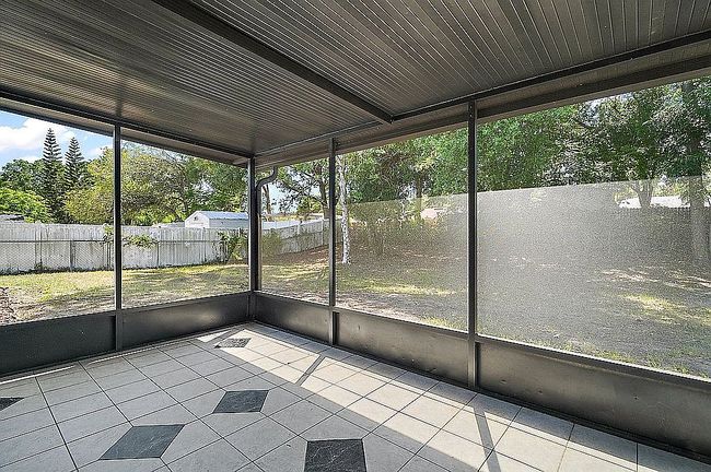 Image of 525 Oak Dr