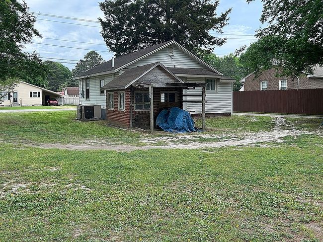 Image of 1204 Carolina Ave
