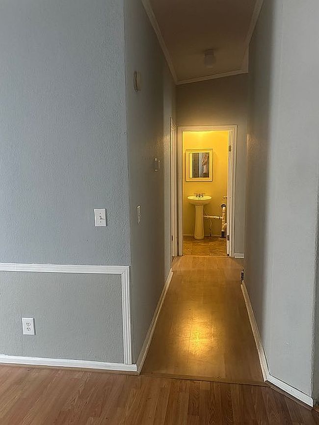 Photo of 108 Oak Trl, College Station, TX