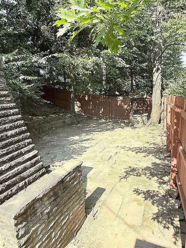 Additional photo 2 of property located at 4134 Ridgeview Rd